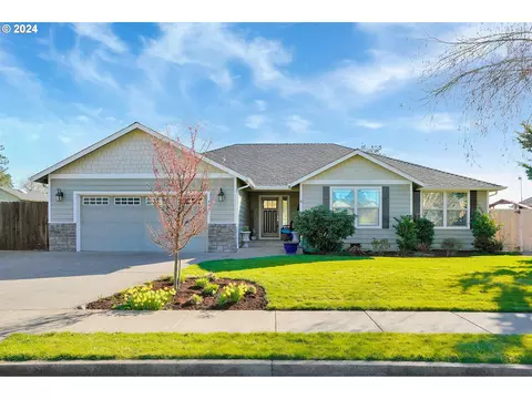 4911 NE Terri Ln, Albany, OR 97321