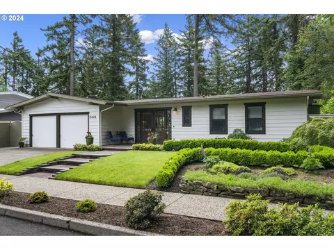 15424 SE Tibbetts St, Portland, OR 97236