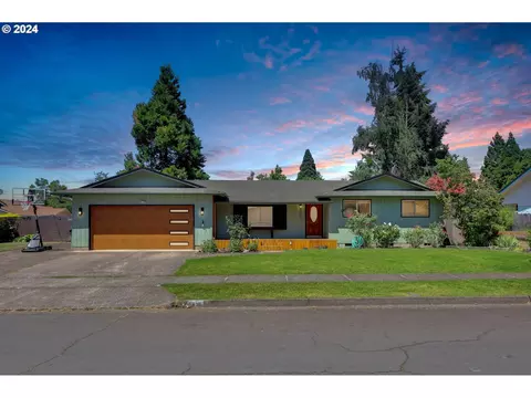 6636 E St, Springfield, OR 97478