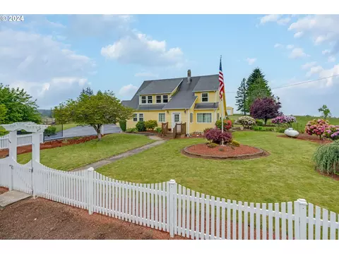33899 S Ball Rd, Molalla, OR 97038