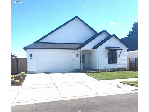 517 Buster Ln, Eugene, OR 97404