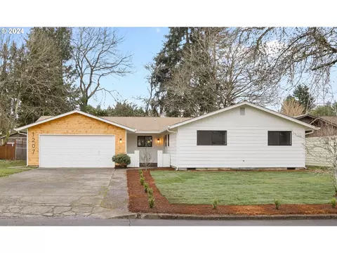1207 NW 62nd St, Vancouver, WA 98663