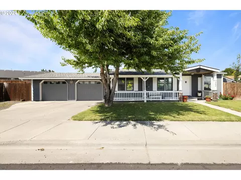 1542 SW Amber Ct, Hermiston, OR 97838