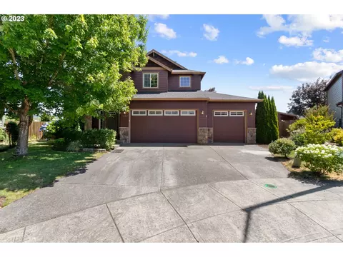 634 E 13th Pl, Lafayette, OR 97127