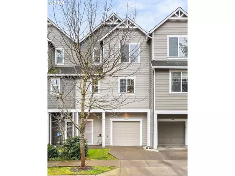 12250 SE Long St, Portland, OR 97236