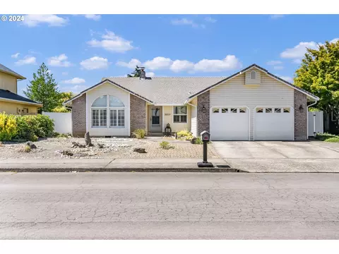 15309 SE Stevenson Dr, Vancouver, WA 98683