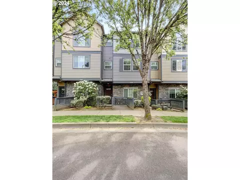 15320 SW Diamond St, Beaverton, OR 97007