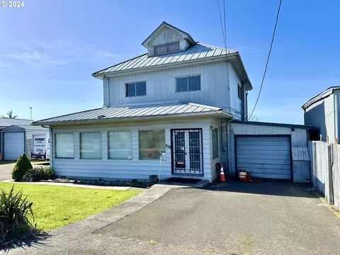 228 S Empire Blvd, Coos Bay, OR 97420