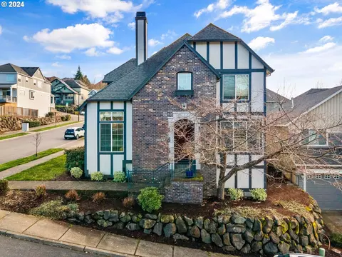 14747 SW 163rd Ave, Tigard, OR 97224