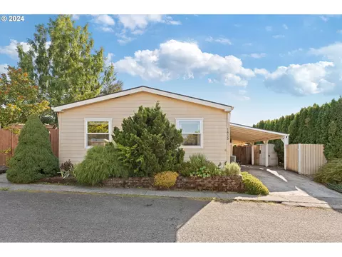 1415 W C Ave, La Center, WA 98629