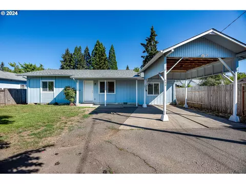 568 Night Hawk Ln, Springfield, OR 97477