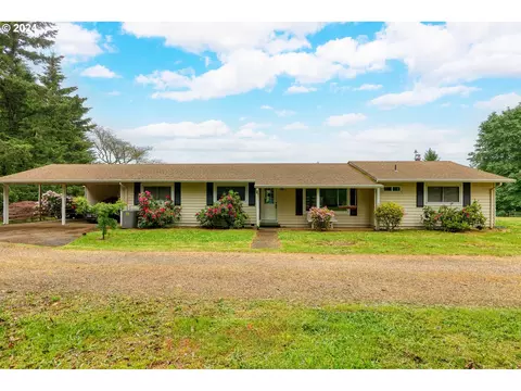 10320 SE Hillview Dr, Amity, OR 97101