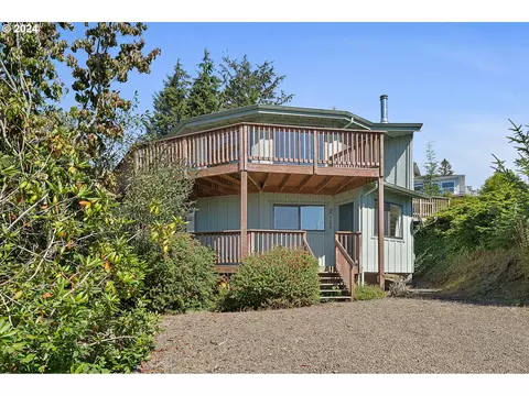 6080 D St, Bay City, OR 97107