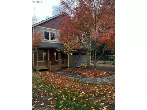 5729 NE Simpson St, Portland, OR 97218