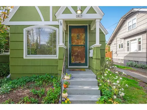 3817 N Massachusetts Ave, Portland, OR 97227