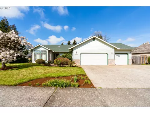 4180 Hyacinth St, Eugene, OR 97404