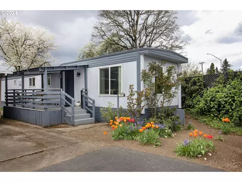 1901 SE Minter Bridge Rd #33, Hillsboro, OR 97123