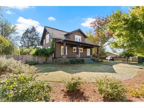 5774 SE Monroe St, Milwaukie, OR 97222