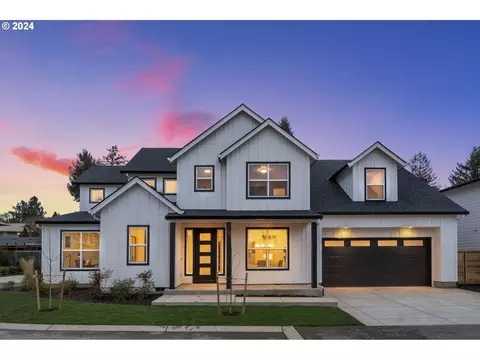 8910 SW Harmon Ln, Portland, OR 97225