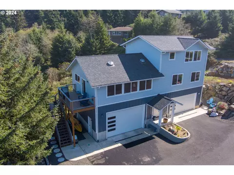 7300 Valley View Dr, Pacific City, OR 97135