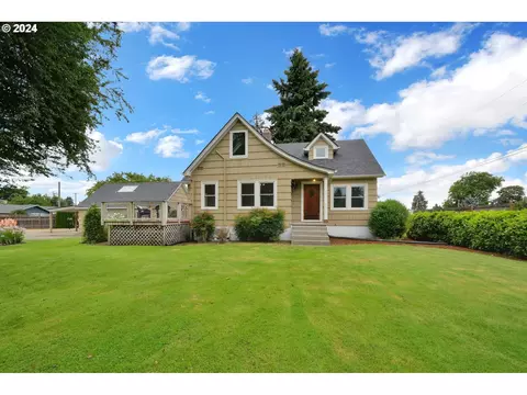 75 Mecca Ave, Eugene, OR 97404