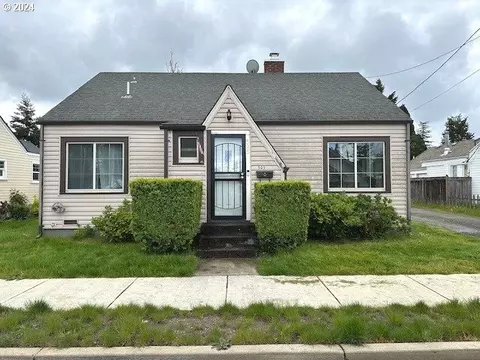 505 Taylor Ave, Cottage Grove, OR 97424