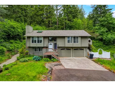 15365 S Bradley Rd, Oregon City, OR 97045