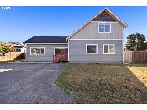 1320 Bailey Ln, Gearhart, OR 97138