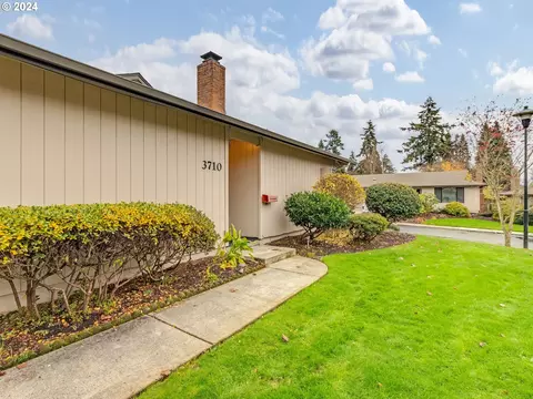 3710 NE 45th St, Vancouver, WA 98661