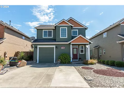 857 Kentucky Ave, Coos Bay, OR 97420