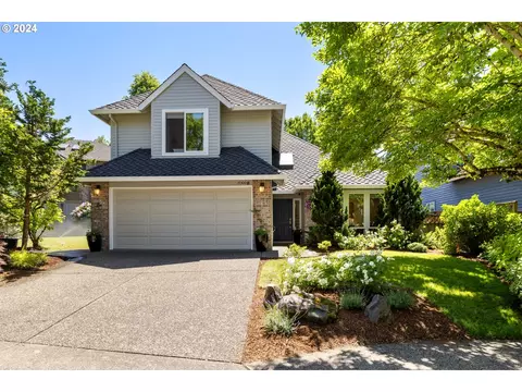 14300 Camden Ln, Lake Oswego, OR 97035