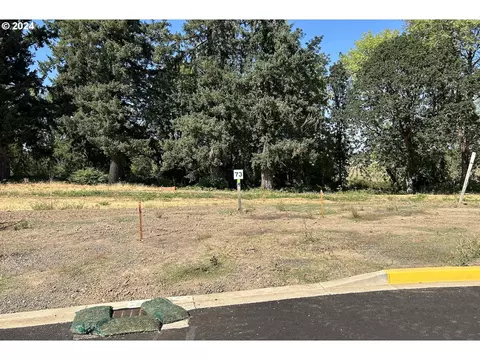 1529 NW Pinehurst Dr #73, Mcminnville, OR 97128