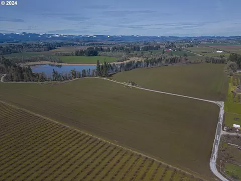 5125 Highway 47, Carlton, OR 97111