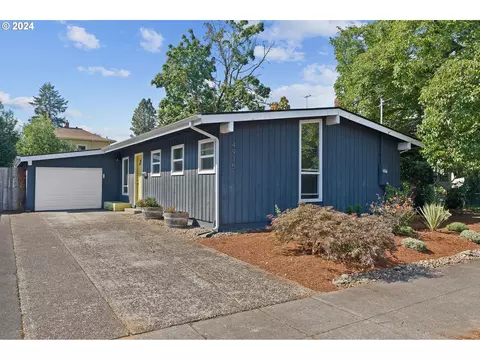 4915 SE 74th Ave, Portland, OR 97206