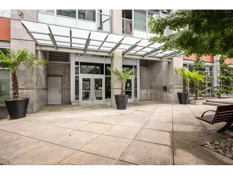 1926 W Burnside St #911, Portland, OR 97209