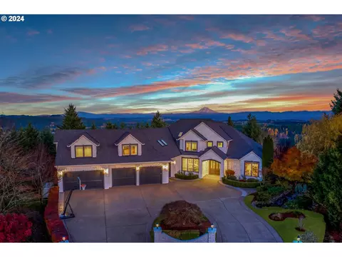 16508 S Timber Ridge Dr, Oregon City, OR 97045