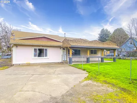 4035 Beck Ave, Salem, OR 97317