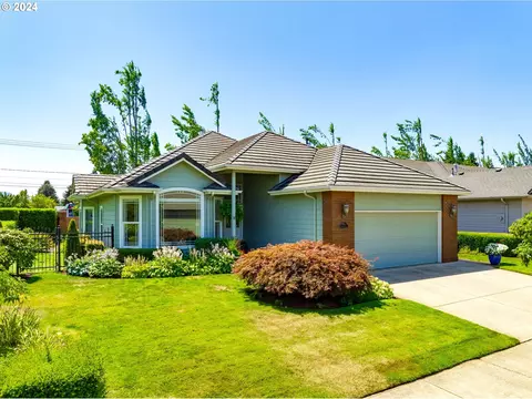 999 Old Orchard Ln, Springfield, OR 97477
