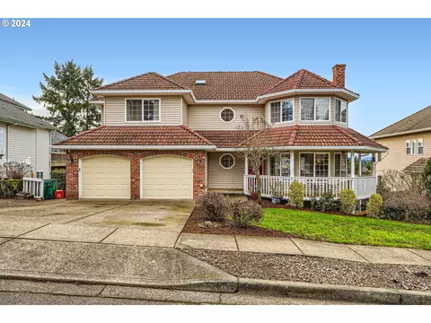 16363 SW Timberland Dr, Beaverton, OR 97007