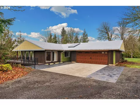 33821 SE Gunderson Rd, Sandy, OR 97055