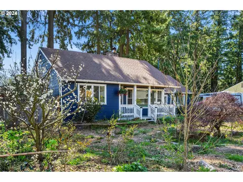 11518 SE Grant St, Portland, OR 97216