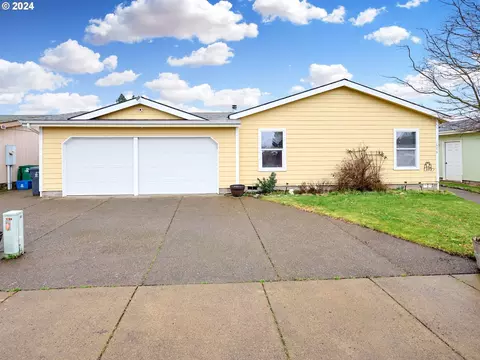 1576 Granite St, Woodburn, OR 97071