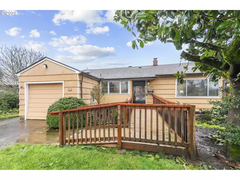 1840 Lorain Ct SE, Salem, OR 97302