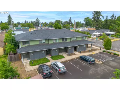 8300 SE Flavel St, Portland, OR 97266