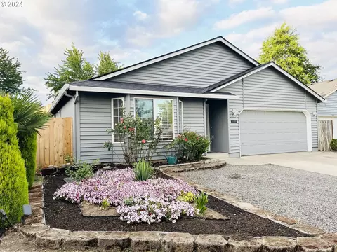 809 SE 74th Ave, Hillsboro, OR 97123