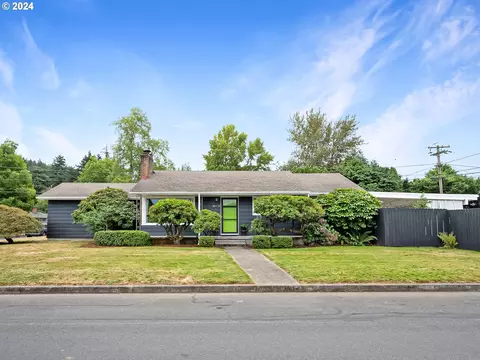 18438 SE Caruthers St, Portland, OR 97233