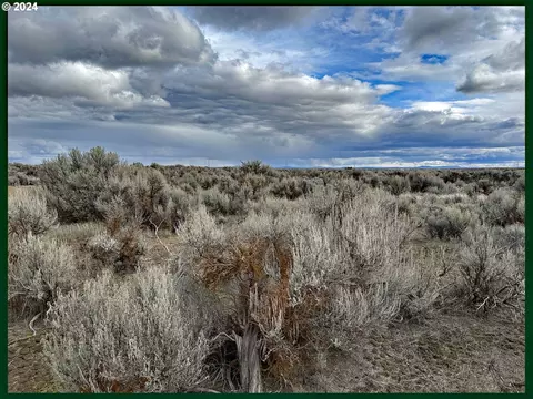 millican rd, Christmas Valley, OR 97641