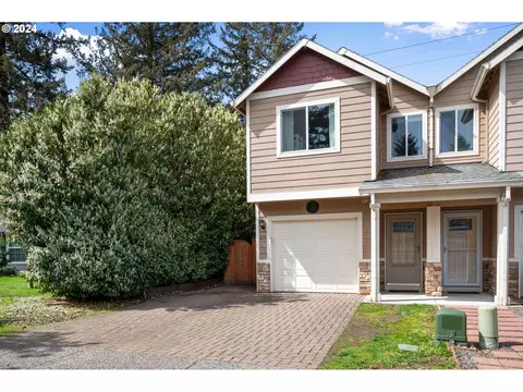 623 SE 204th Pl, Gresham, OR 97030
