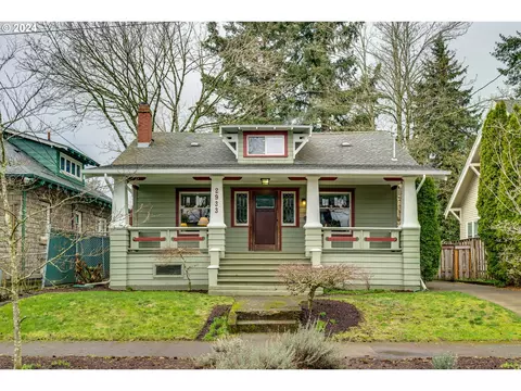2933 NE 61st Ave, Portland, OR 97213