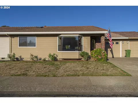1633 N Johnson Dr, Newberg, OR 97132